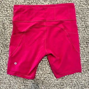 Lululemon bikers size 10